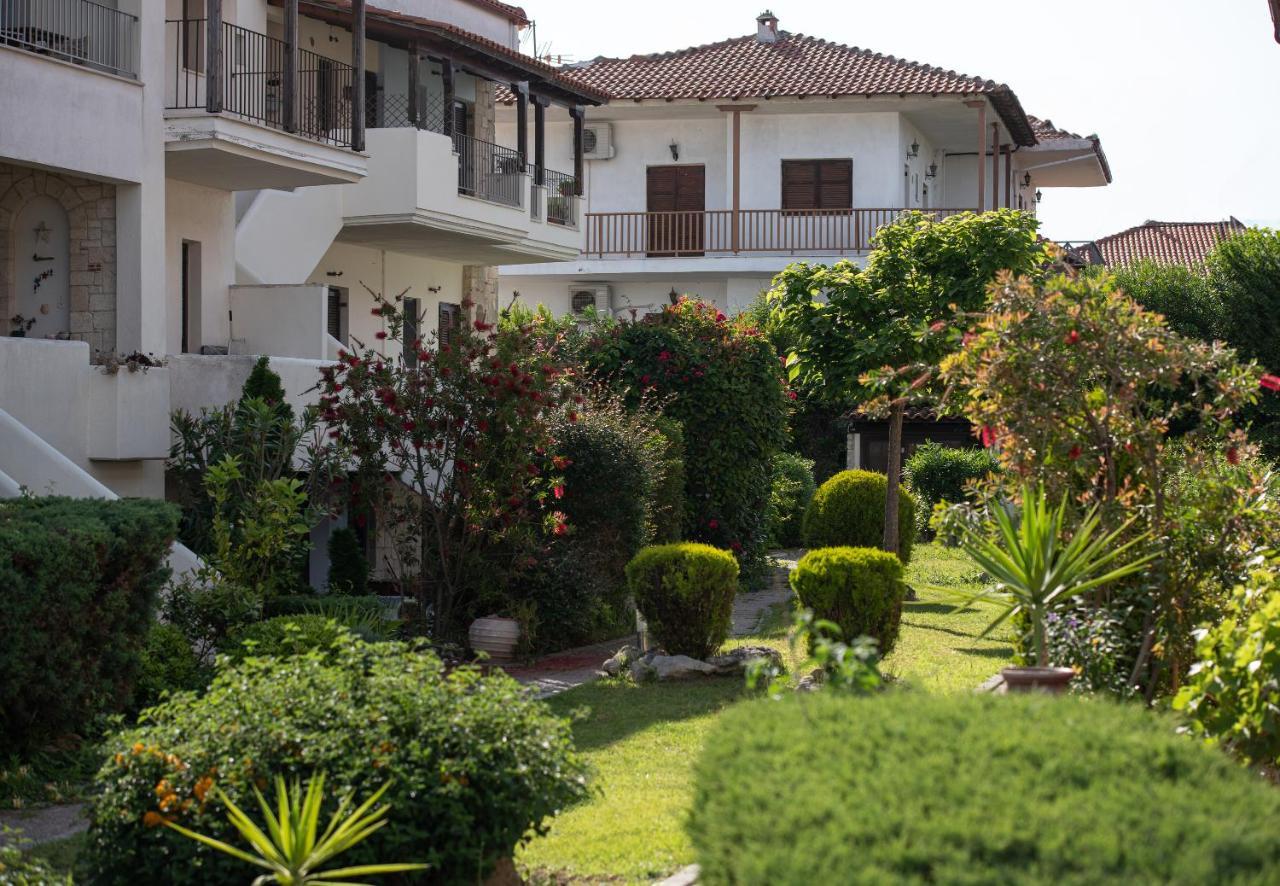 Antique Apartment Afytos Bagian luar foto