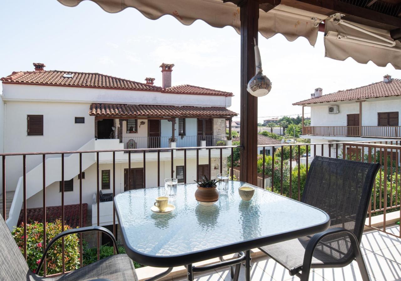 Antique Apartment Afytos Bagian luar foto