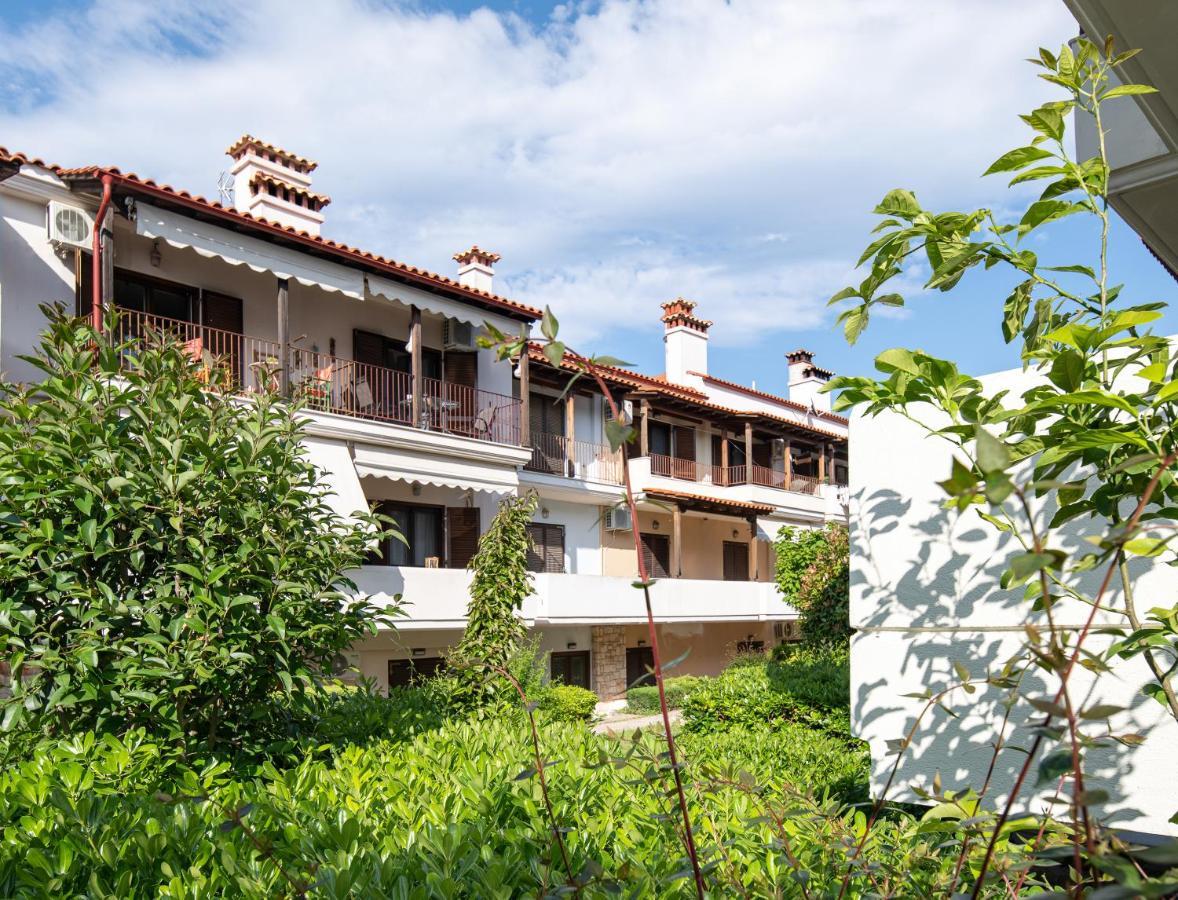 Antique Apartment Afytos Bagian luar foto