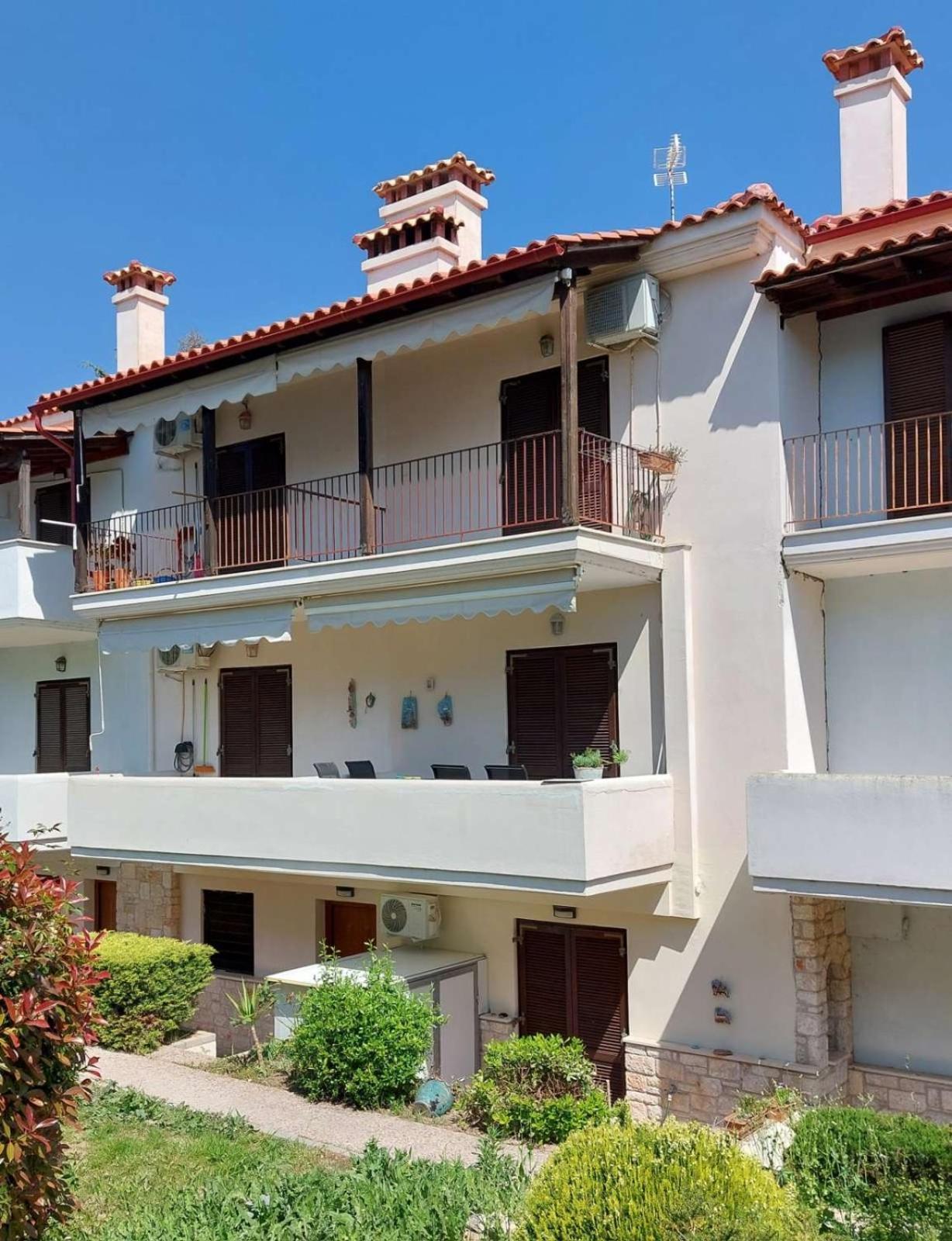 Antique Apartment Afytos Bagian luar foto
